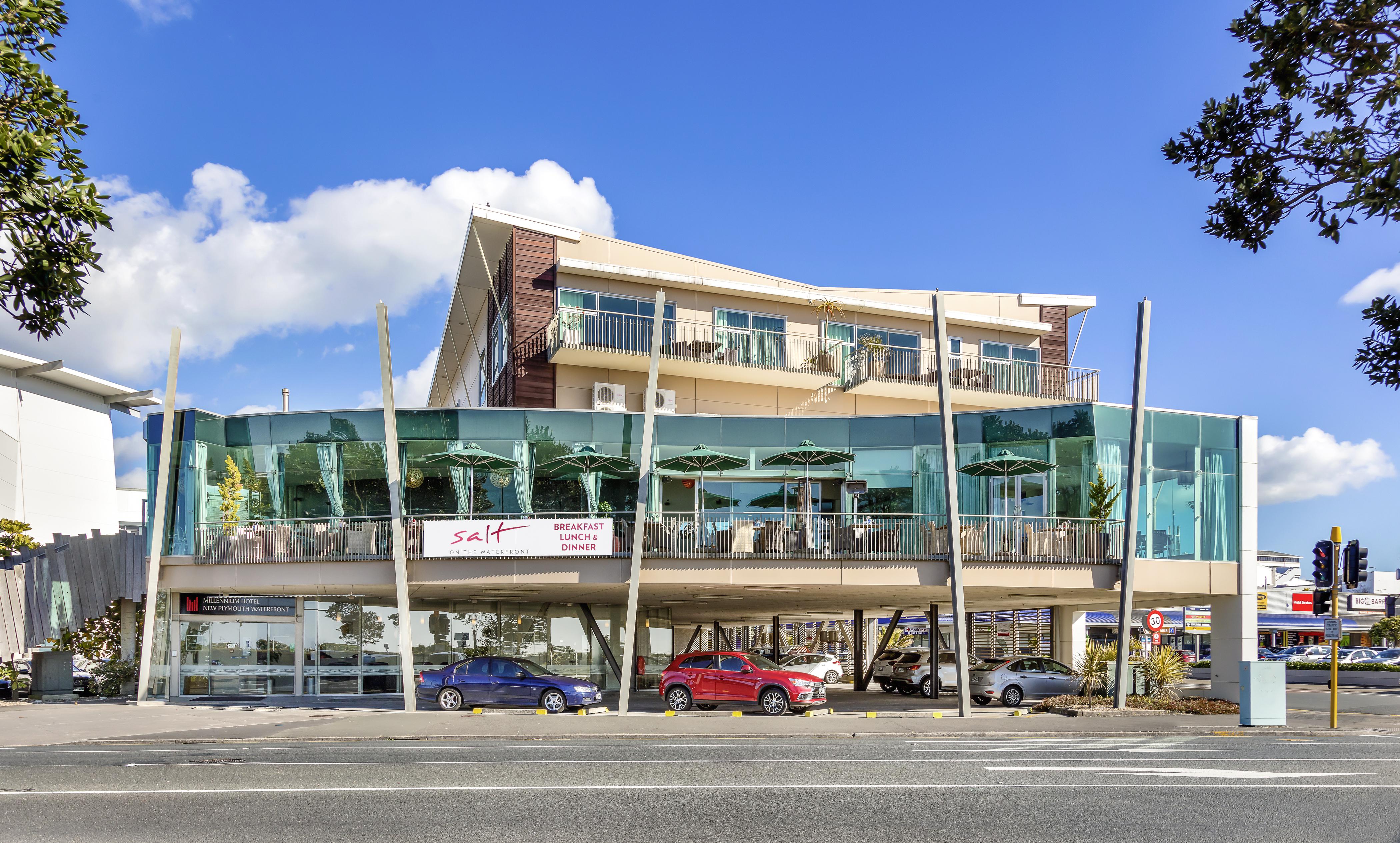 Millennium Hotel New Plymouth, Waterfront Екстериор снимка