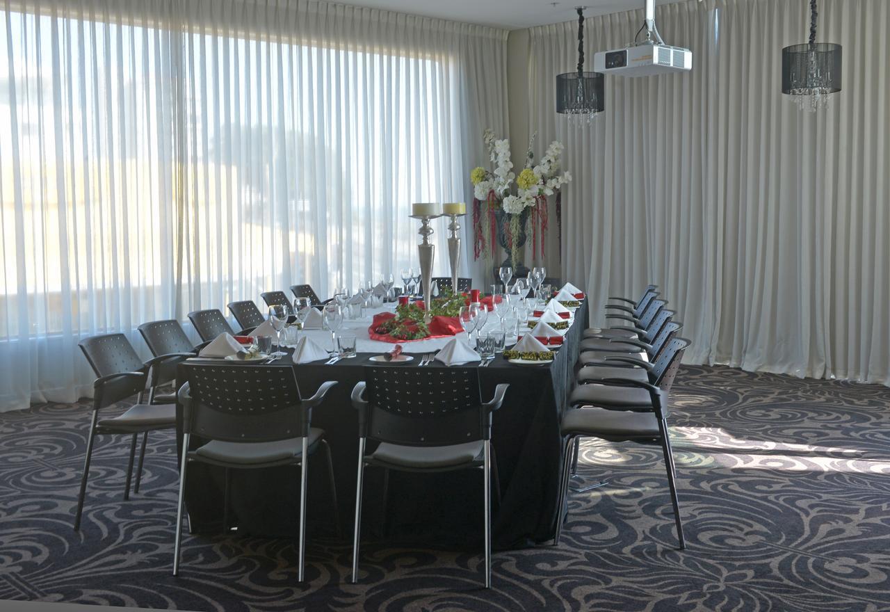 Millennium Hotel New Plymouth, Waterfront Екстериор снимка